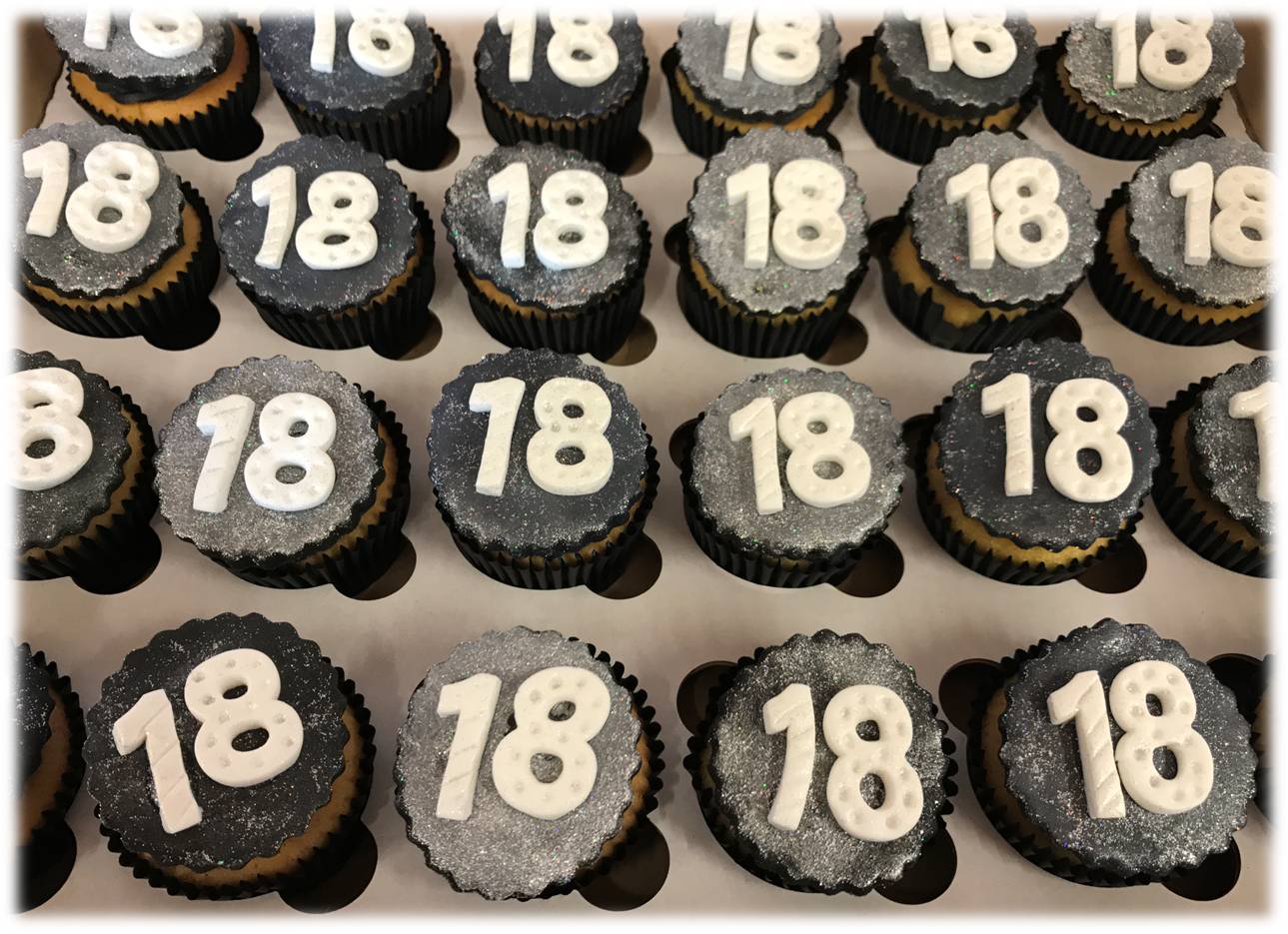 18 cupcakes 2.jpg