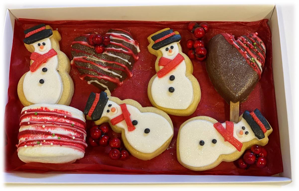 Cakesicle, snowmen & marshmallow selection.jpg